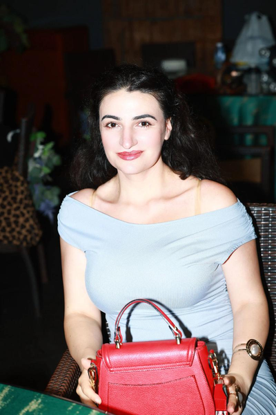 操白虎逼注册流程界面